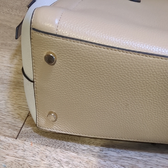 Pristine Kate Spade Tan and Cream Tote Bag - Picture 12 of 14